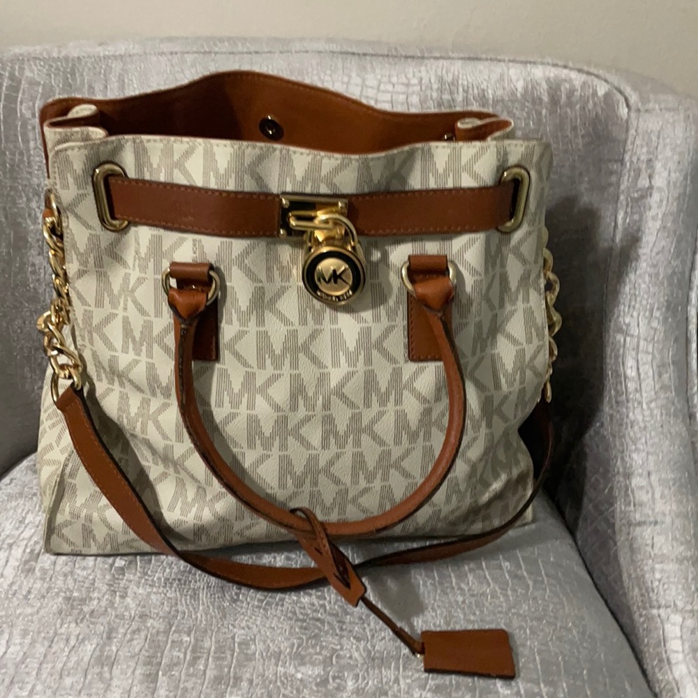 Micheal kors bag
